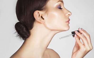 učinkoviti serumi za pomlajevanje kože obraza